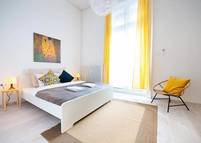 Very Central - Sunny - Comfy